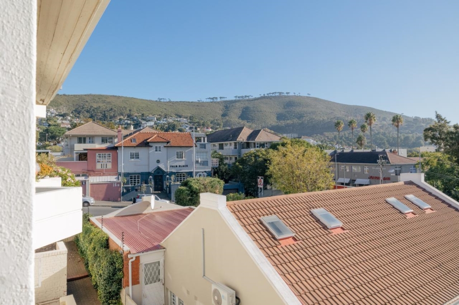 To Let 1 Bedroom Property for Rent in Oranjezicht Western Cape